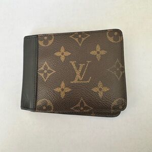 LOUIS VUITTON Monogram Macassar Gaspar Wallet
